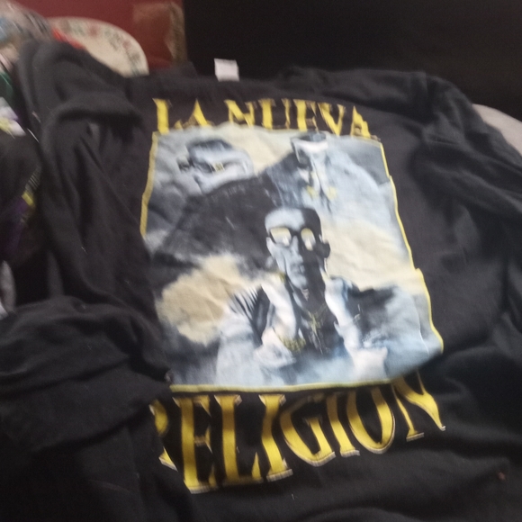 Oldie Rock Shirt - Picture 1 of 3